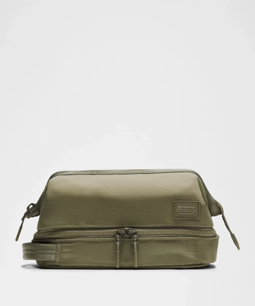 Dual-Compartment Toiletry Bag - Bay Leaf - ONE SIZE