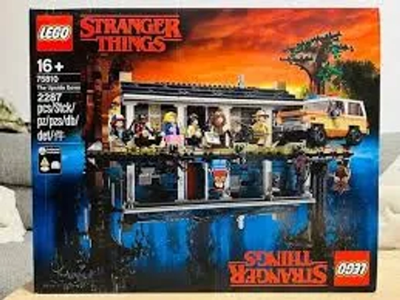 LEGO The Upside Down 75810