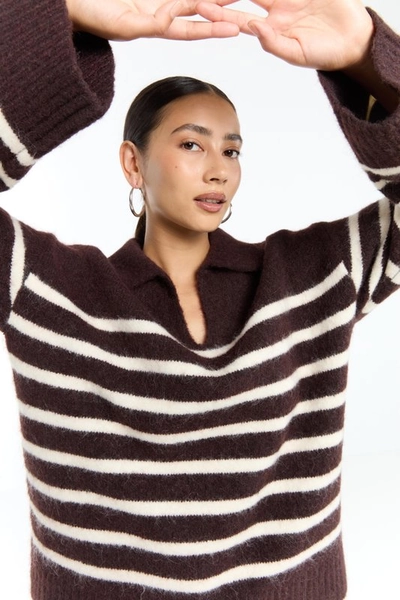 Pullover with polo collar