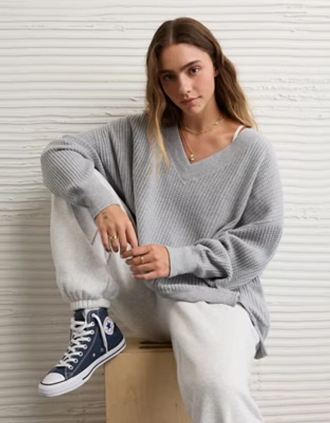 AE Big Hug V-Neck Waffle Sweatshirt