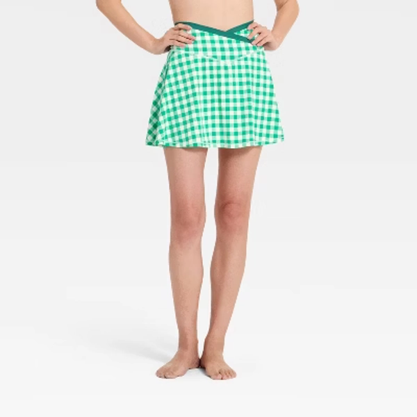 Women's Everyday Soft Mid-Rise Crossover Waistband Skort 14.5" - All In Motion™ Green Gingham M