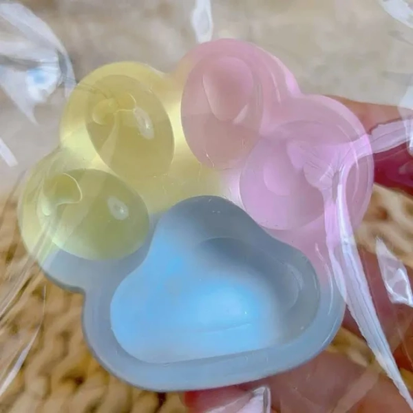 Four Color Fluff Cat Claw Squishy Toys Slow Rebound Soft Pinch Decompression Fidget for Kids Adults Stress Relief Holiday Gift