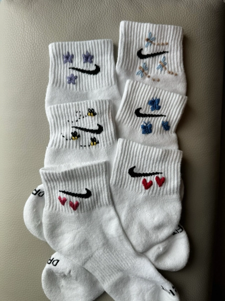 Nike ankle embroidered socks
