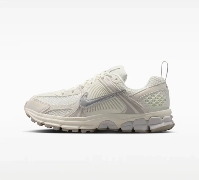 Nike Vomero 5 Big Kids' Shoes