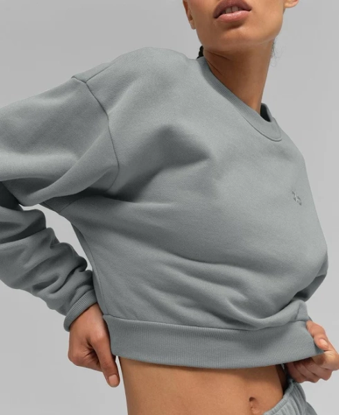 Alo Cropped Accolade Crewneck Top