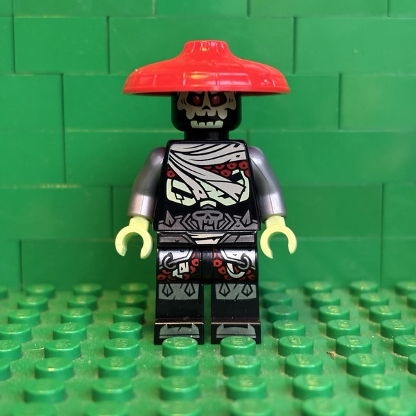 BONE GUARD NJO0798 NINJAGO LEGO MINIFIGURE 100% COMPLETE