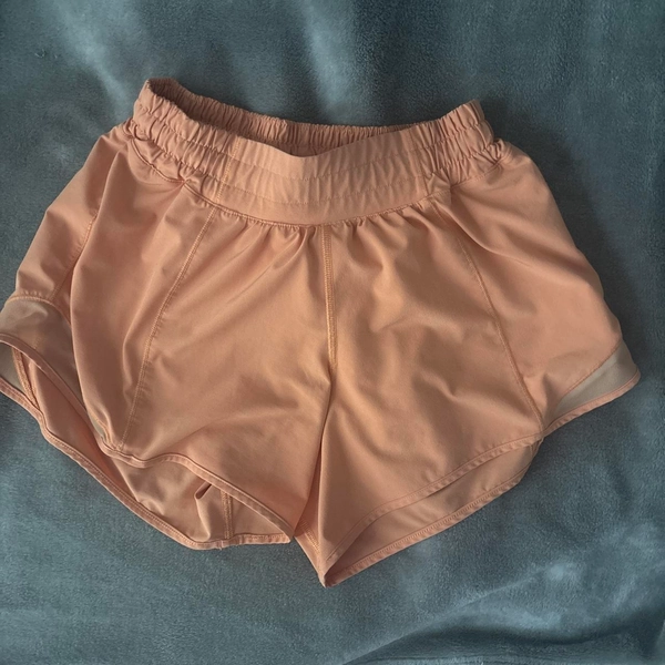 Lululemon orange shorts size 4 with no liner low...