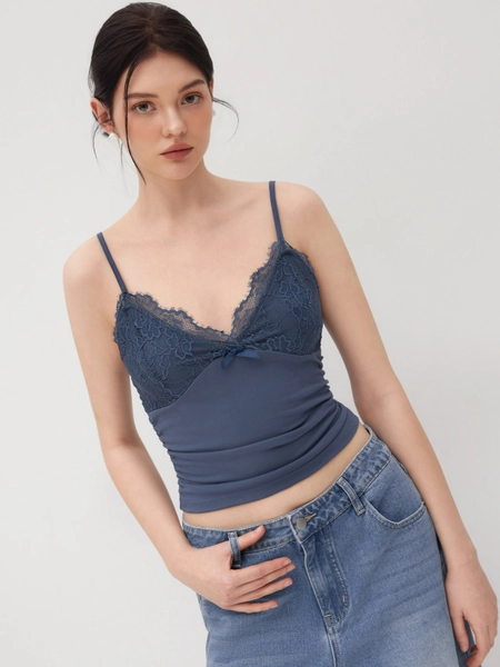 V-neck Solid Lace Ruched Cami Top