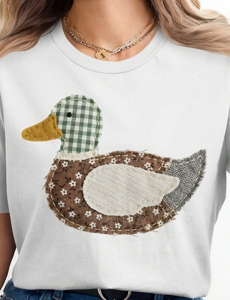 Patchwork Mallard Duck Shirt Sitting Duck Bird Hunting Graphic Tee  Outdoors Nature Lover Gift T-Shirt For  Wo Countrte220G Heavyweight 100% Cotton T-Shirt.  With Butterfly Print Pattern, Suitable For Girls And Wo's Short Sved Round Neck Inspirational Shirt, Cute Aesthetic Y2K Style Summer Top, Suitable For Outdoor, Family, Work Or Street Wear Casual Loose Daily T-Shirt