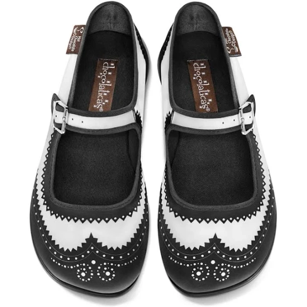 Chocolaticas Havana Women's Mary Jane Flat