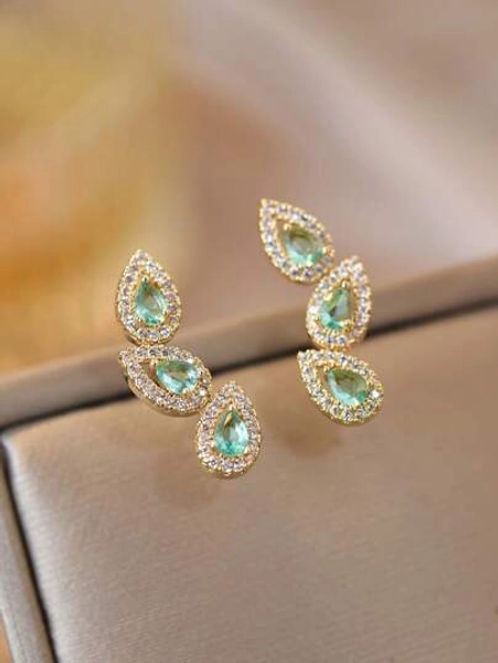 2 pezzi Orecchini a bottone zirconia cubica decorato