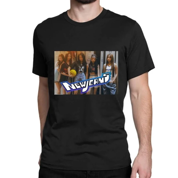 Artistshot New Jeans Kpop Group Photo T-Shirt
