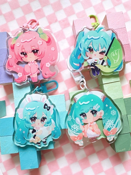Vocaloid Sakura Racing Snow Patissier Miku | 2.5 inch acrylic keychain charms