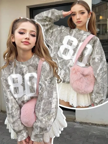 SHEIN Tween Girls Loose Fit Round Neck Long Sleeve Camouflage Sweatshirt