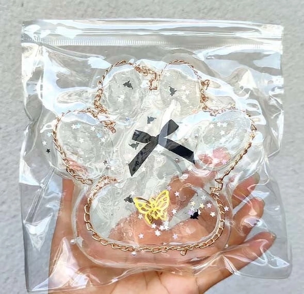 YAMB Taba Squeeze Giant Paw,Big Cat Paw Squeeze Toys for Stress Relief,Clear Super Soft Squeeze Toys,Handmade Silicone Squeeze Toys,Sensory Toys,Party Favors Squeeze Ball Stress Relief Toy