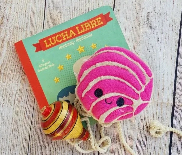 Concha, Baby Toy, Rattle, Plushie, Stuffie, Toy Sweets, Hispanic bread toy, Gift, Baby Shower