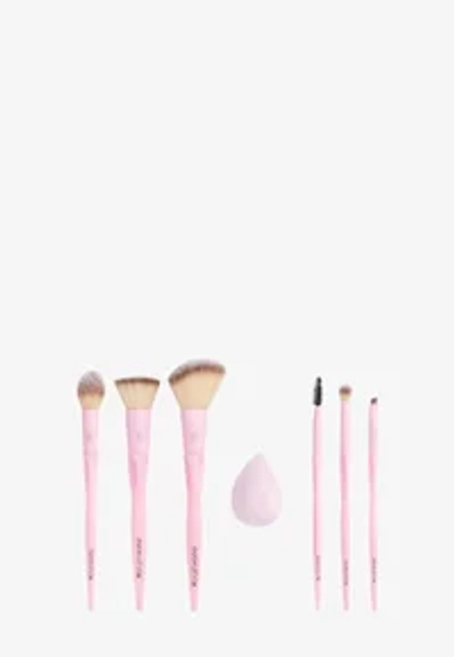 MUST-HAVE BRUSH SET - Kwastenset