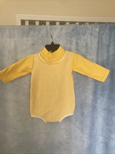 RARE Vintage 1980s Doe Spun Yellow Textured Knit Romper EUC Retro Baby Spring
