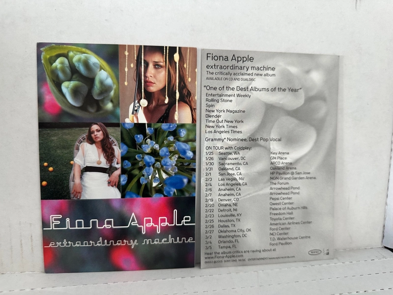 FIONA APPLE-LTD.ED PROMO EXTRAORDINARY MACHINE POSTCARD/STICK<wbr/>ERS 2 SIDED NM 4x6