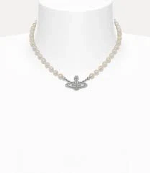 Vivienne Westwood Mini Bas Relief Pearl Choker