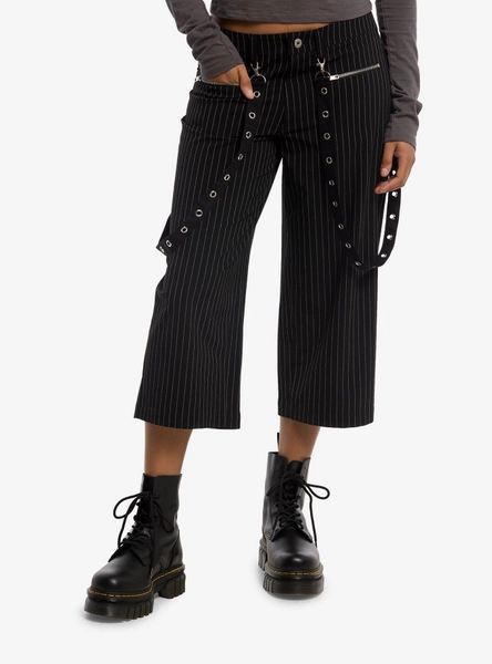 Social Collision Pinstripe Grommet Suspender Jorts