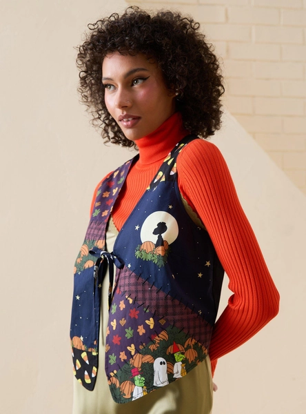 Peanuts Great Pumpkin Women's Reversible Vest — BoxLunch Exclusive