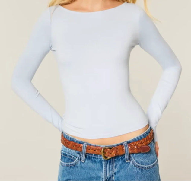 Long-Sleeve Seamless Fabric Slash-Neck Top