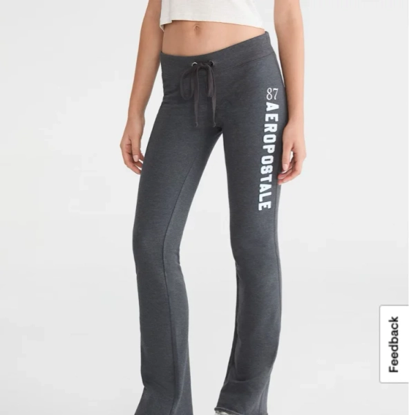 WomenBottomsJoggers + SweatpantsAeropostale 87 Fit & Flare SweatpantsAeropostale 87 Fit & Flare Sweatpants