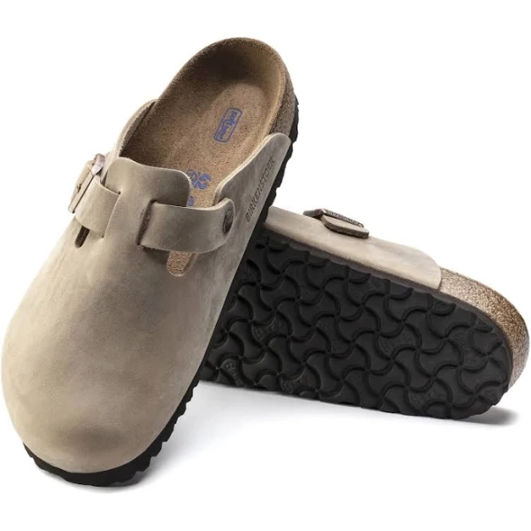 BIRKENSTOCK Boston Soft Footbed Oiled Leather Tobacco Brown Clogs