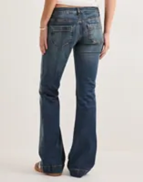 Super Low Heart Pocket Bootcut Jeans