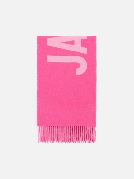 The Jacquemus scarf