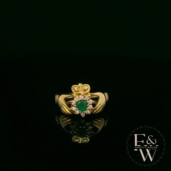 9ct Yellow Gold Agate and Diamond Unique Claddagh Ring