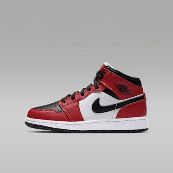 Jordan 1 Mid Older Kids' Shoes