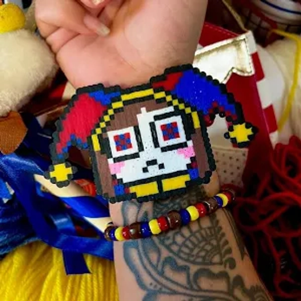 The Amazing Digital Circus Pomni perler bracelet set clown clowncore jewelry