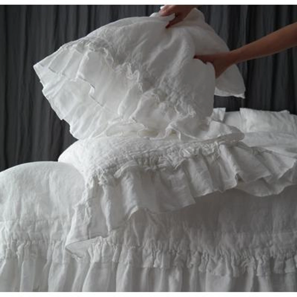 Linen Duvet Cover Set . Rustic Style Ruffled Duvet Cover & Pillowcases. France Linen Bedding Set