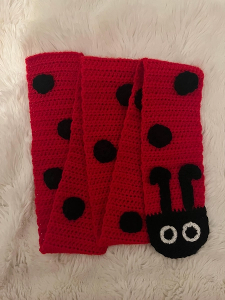 ladybug/ladybird crochet scarf ~handmade~