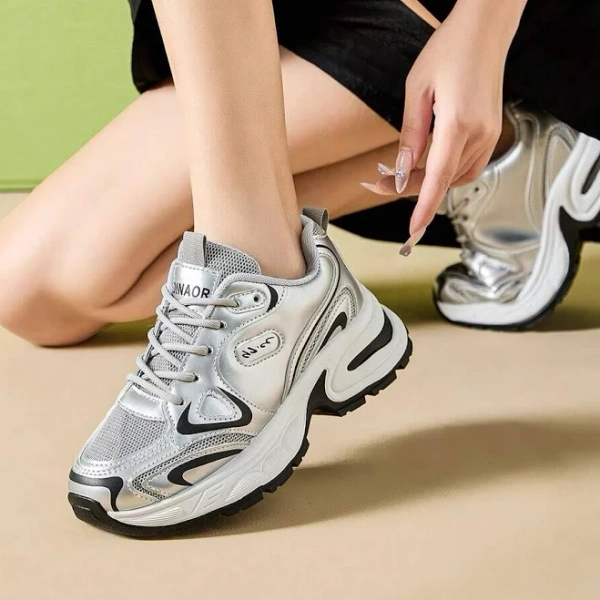 Women's Stylish Lace-Up Sneakers