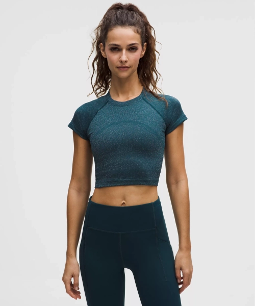 Swiftly Tech Cropped Short-Sleeve Shirt 2.0 *Sparkle - Indochine Blue/Rainbow Lurex - 6
