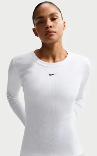 Nike Sportswear Women's Tight Long-Sleeve Ribbed T-Shirt