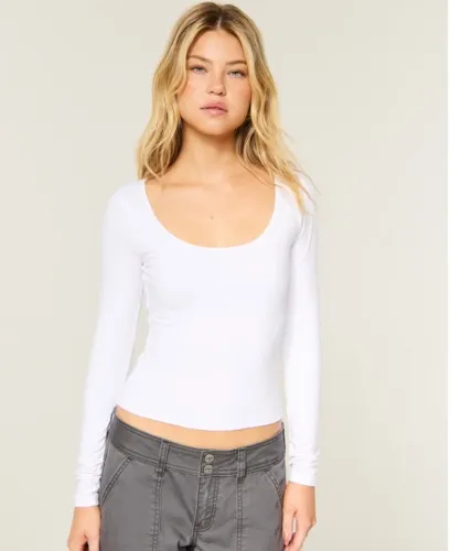 Soft Seamless Fabric Scoop Top
