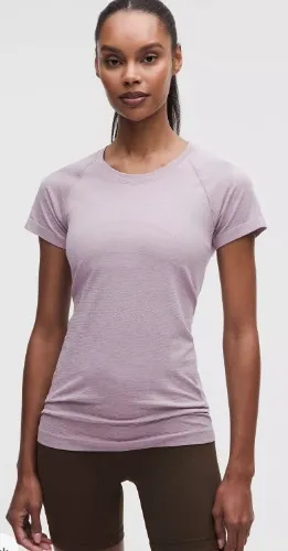 Swiftly Tech Short-Sleeve Shirt 2.0 *Hip Length
