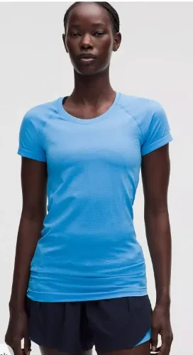 Swiftly Tech Short-Sleeve Shirt 2.0 *Hip Length