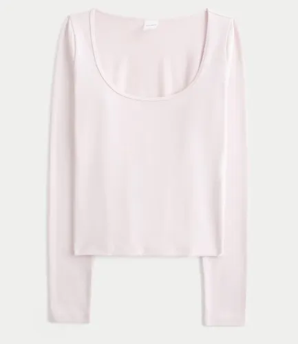 Soft Seamless Fabric Scoop Top