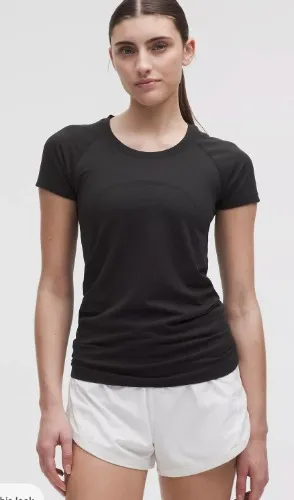 Swiftly Tech Short-Sleeve Shirt 2.0 *Hip Length