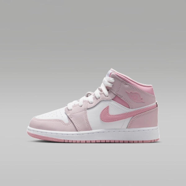 Air Jordan 1 Mid Big Kids' Shoes