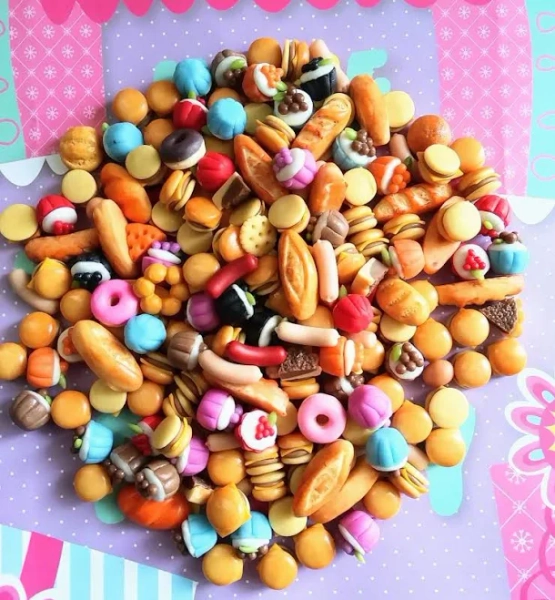 10pc Miniature Mixed Food Lot