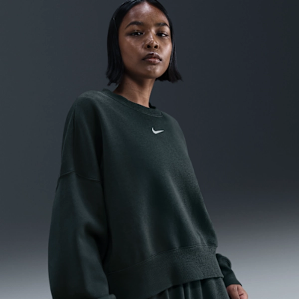 Nike Sportswear Phoenix Fleece Women's Over-Oversized Crew-Neck Sweatshirt - Seaweed/Sail - Size XS