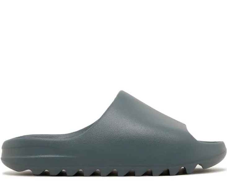 YEEZY SLIDE