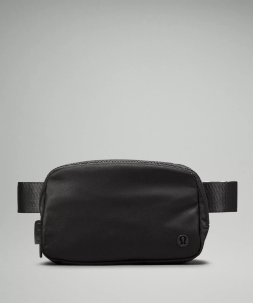 Everywhere Belt Bag with Long Strap 1L - Black/Black - ONE SIZE