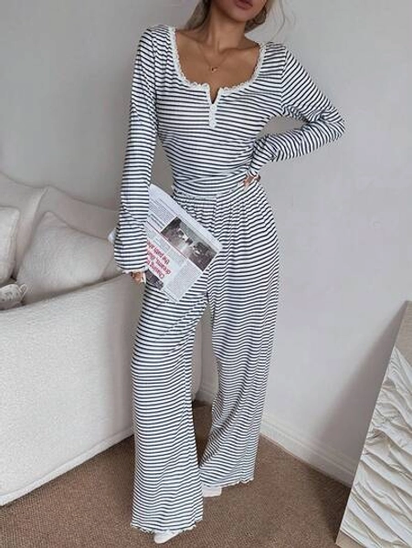 SHEIN Women's Casual Striped Print Lace Trim Square Neck Long Sleeve Top & Pants Pajama Set, Fall Winter Clothes Pajama Jumpsuit Long Sleeve Lounge Set Pajamas Set Two Piece Lounge Wear Set